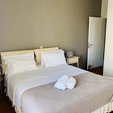 Kaliroon Seaside Apartment Kalamata Eksteriør billede