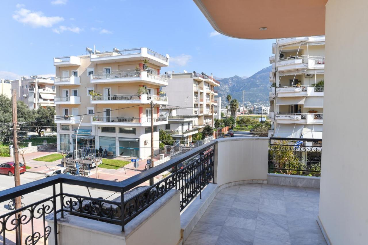 Kaliroon Seaside Apartment Kalamata Eksteriør billede